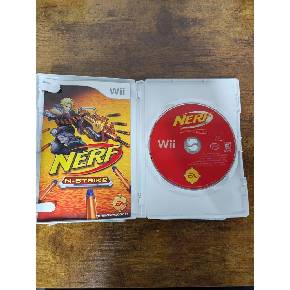 NINTENDO WII NERF N-STRIKE COMPLETE‎ GAME WITH MANUAL